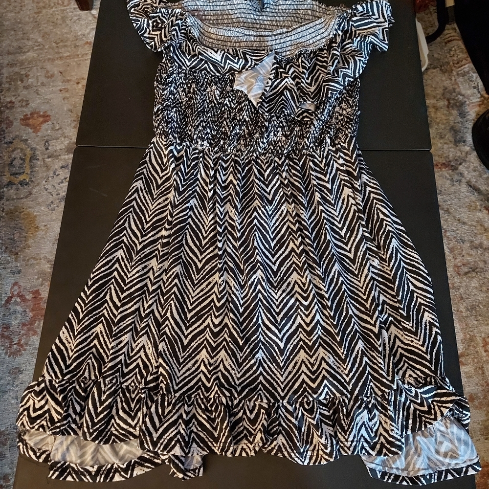 3/$50 💚 Rouge sleeveless dress size 3X